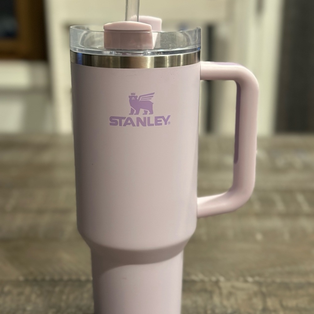 Stanley 40oz Thirst Quencher Tumbler Travel Mug - Picture 3 of 10